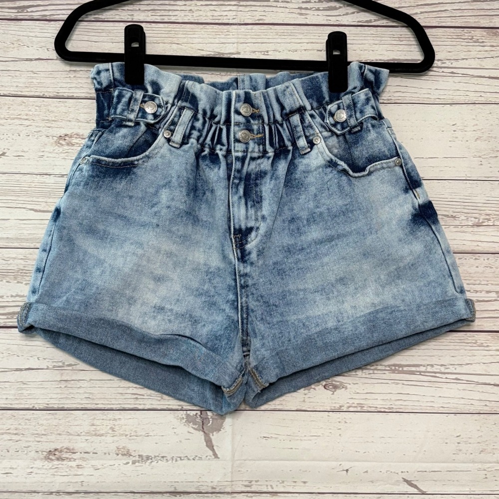 Almost Famous Womens Paperbag Waist Denim Shorts‎ Acid Wash Blue Size Medium